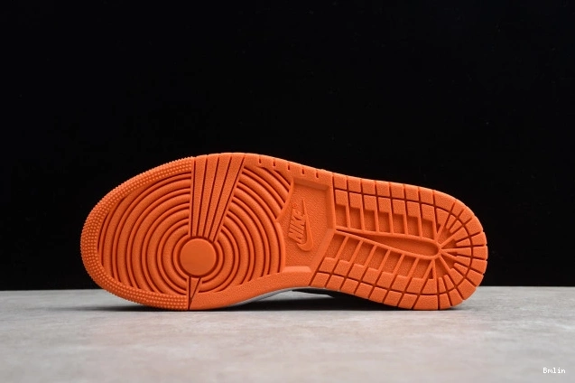 Boostmaster lin 553558-128 1 Shattered Low Backboard Jordan Air 0817
